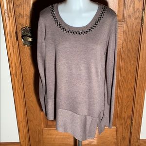 Like new stone enhanced trim on neck